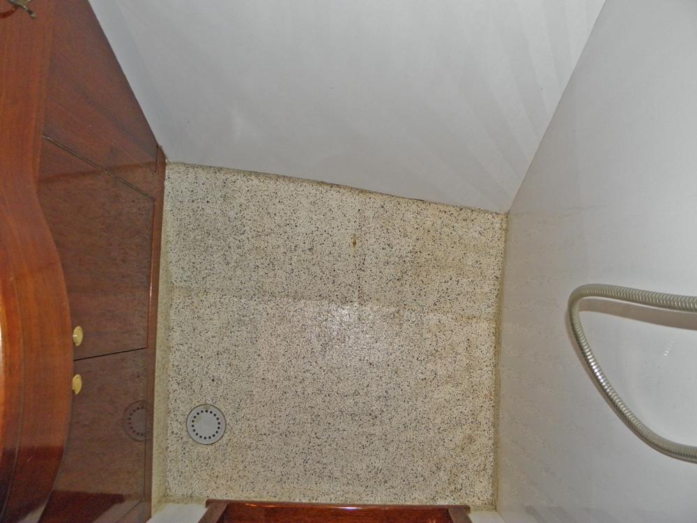 Fore ship, Accommodation